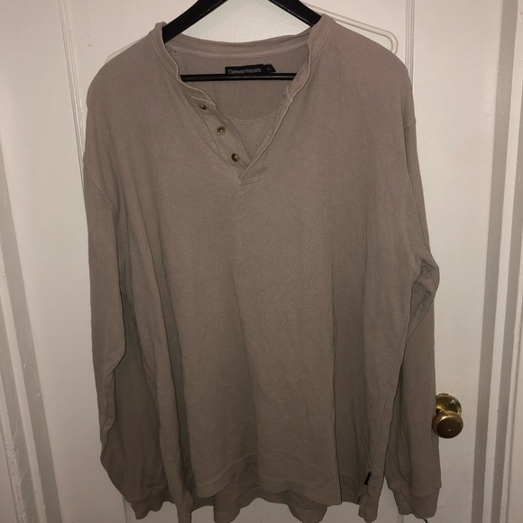 Denver Hayes Light grey Henley Top - like new Henley top for work or play. - Picture 1 of 5